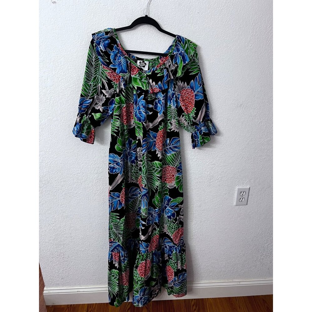 Hilo Hattie original Hawaiian dress made in Hawaii women size medium